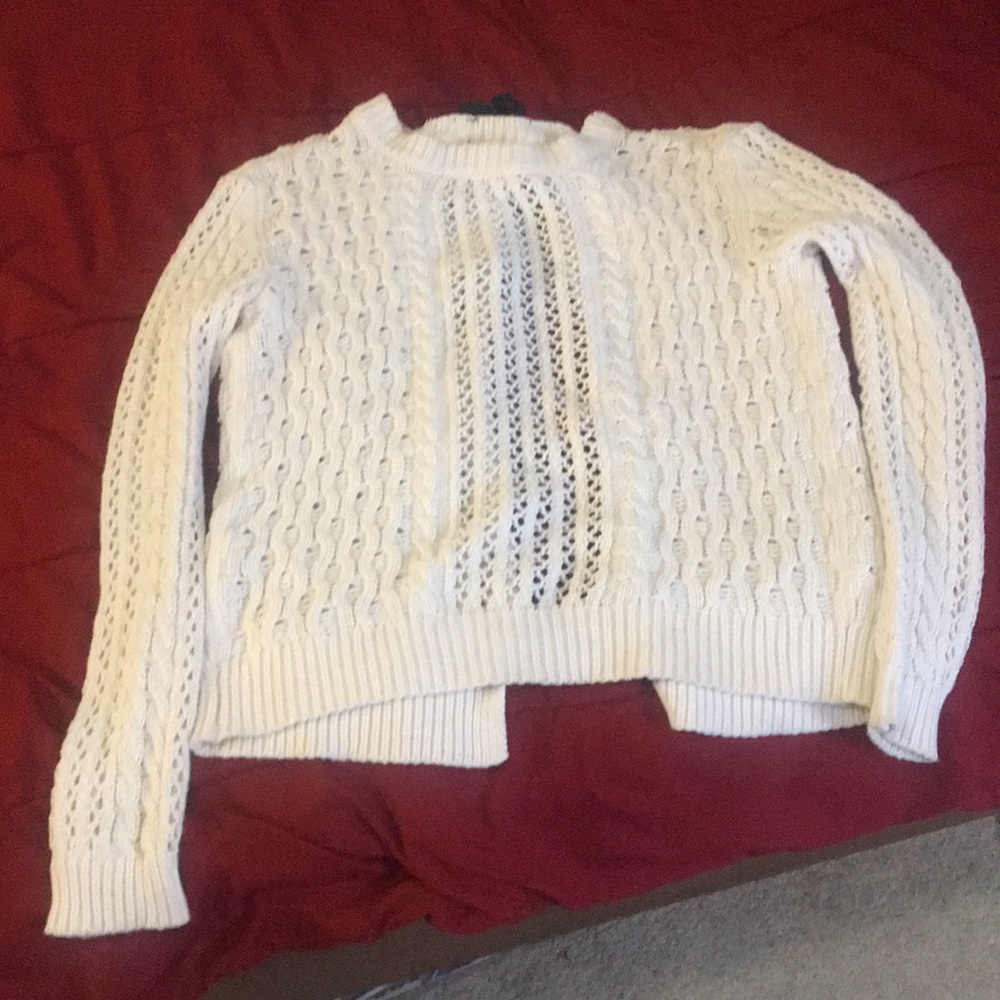 Bethany Mota sweater